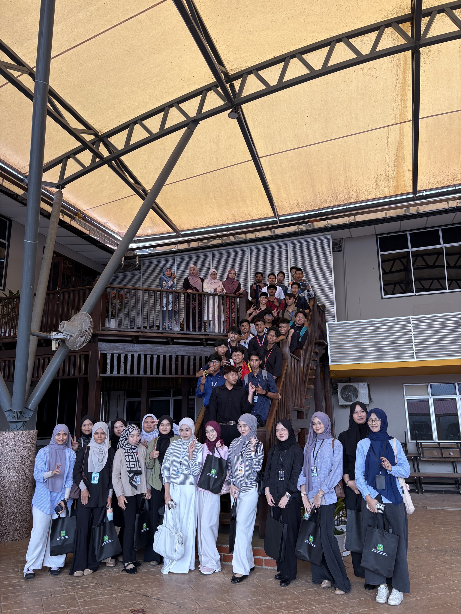 LAWATAN AKADEMIK KE MAJLIS DAERAH HULU TERENGGANU (MDHT) BAGI KURSUS AMALAN IKHTISAS (STS20022) OLEH KOLEJ KOMUNITI KUALA TERENGGANU