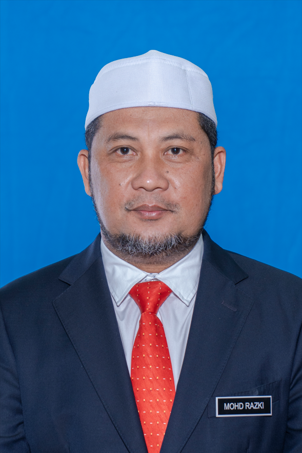 Encik Mohd Razki bin Haji Yah @ Alias